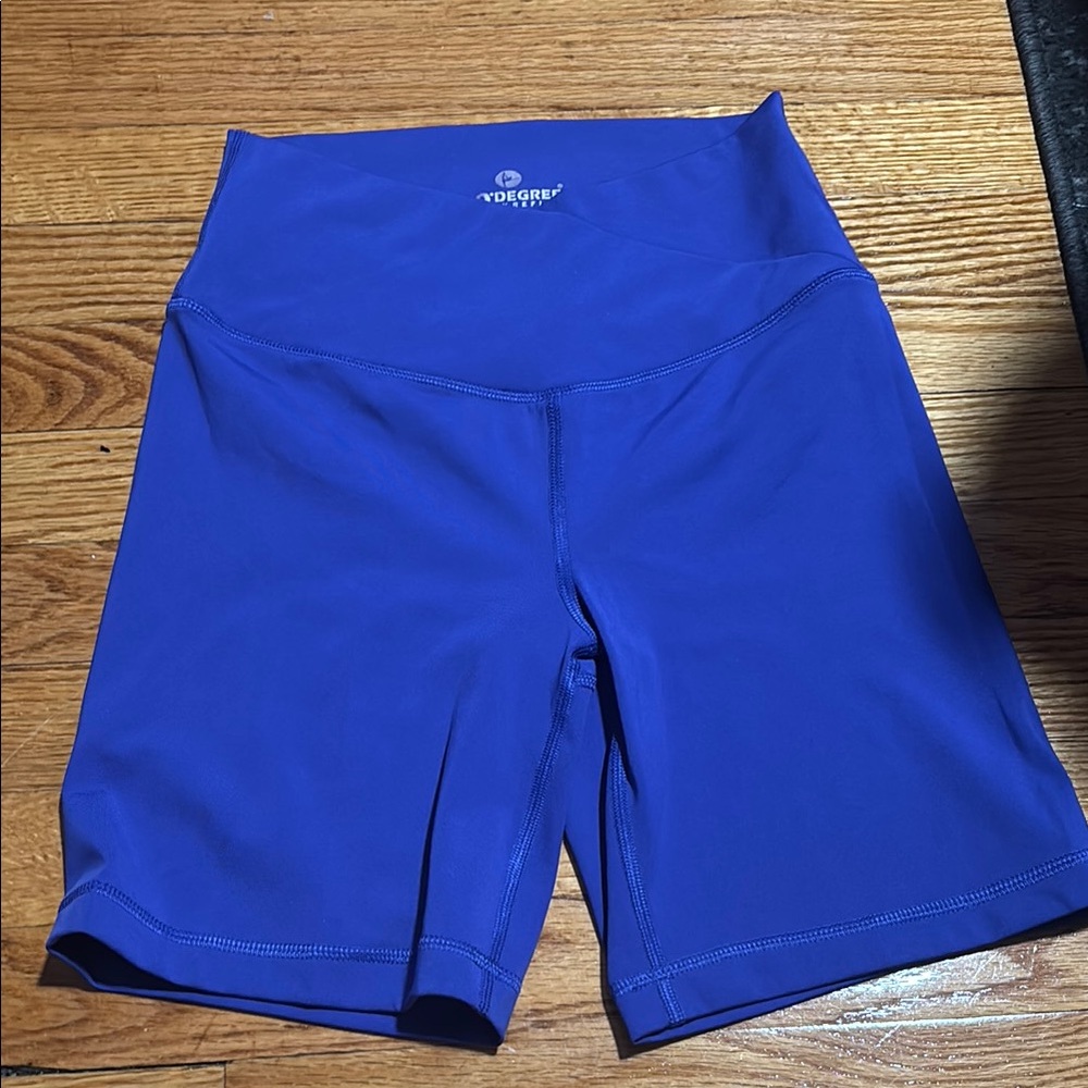 7” 90 Degrees Biker Shorts Size S